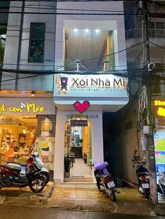 Bán nhà mặt tiền Trương Công Định Phường Xuân Hương - Đà Lạt trung tâm tiện kinh doanh di chuyển.