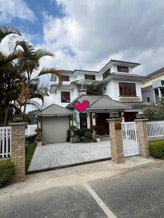 Bán biệt thự sân vườn MT đường Đặng Thái Thân Phường Xuân Hương - Đà Lạt view thông đẹp.