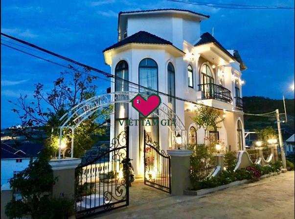 Bán biệt thự sân vườn Trịnh Hoài Đức Phường Xuân Trường - Đà Lạt  thuận tiện nghỉ dưỡng.